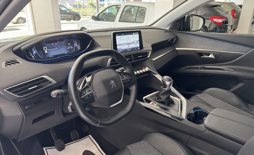 PEUGEOT 5008 Allure 1.5HDI 130cv 5p 7 Plazas