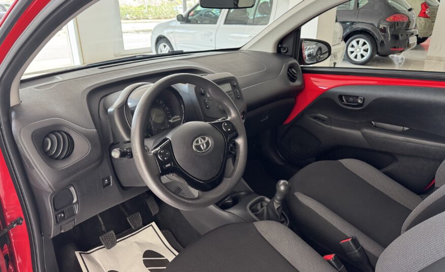 TOYOTA Aygo 1.0i 72cv 5p