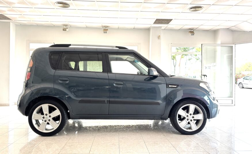 KIA soul 1.6CRDI 128cv Automático 5p