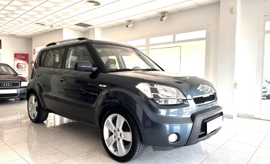 KIA soul 1.6CRDI 128cv Automático 5p