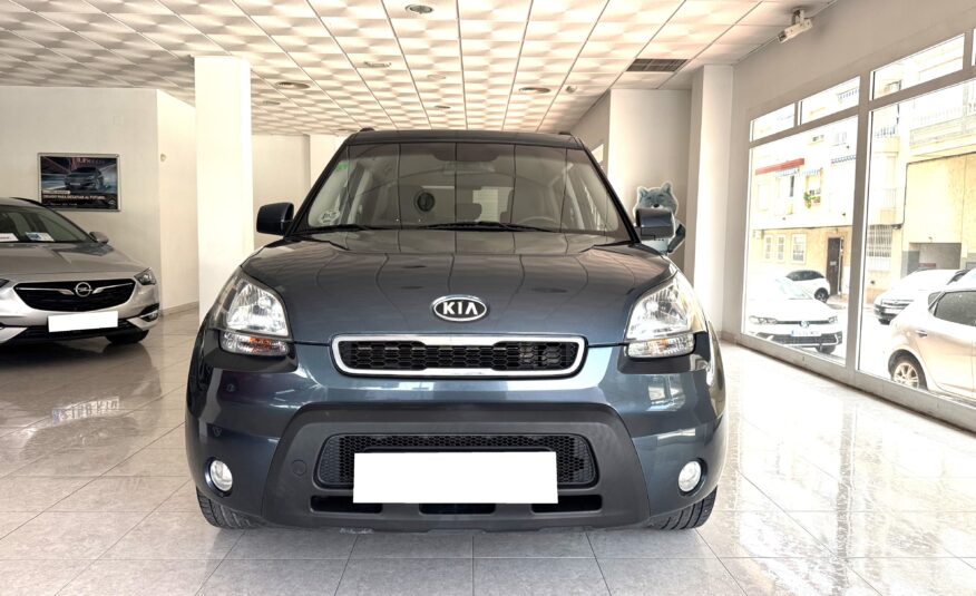 KIA soul 1.6CRDI 128cv Automático 5p