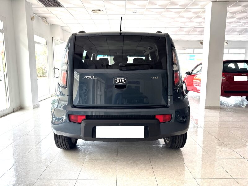 KIA soul 1.6CRDI 128cv Automático 5p