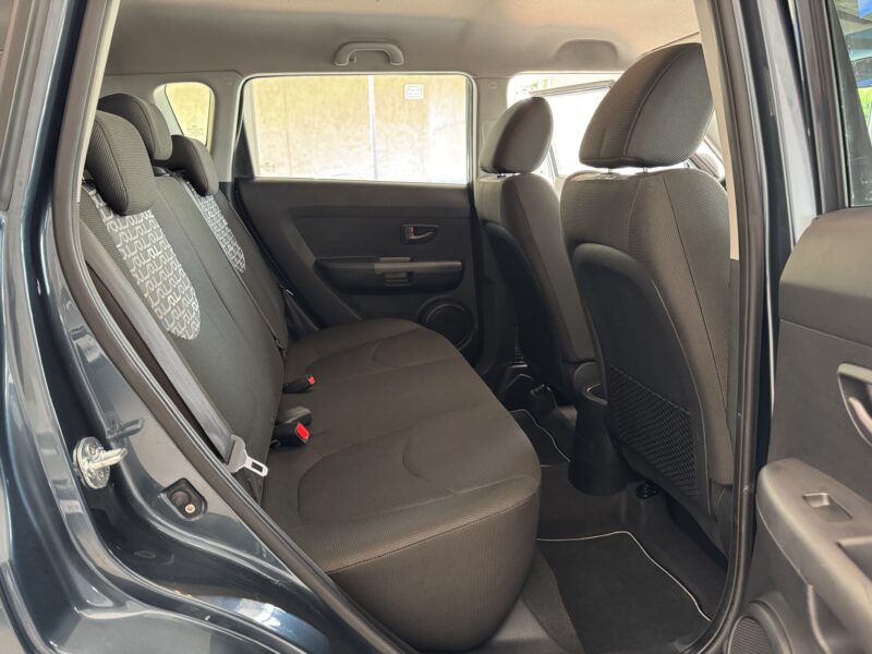 KIA soul 1.6CRDI 128cv Automático 5p