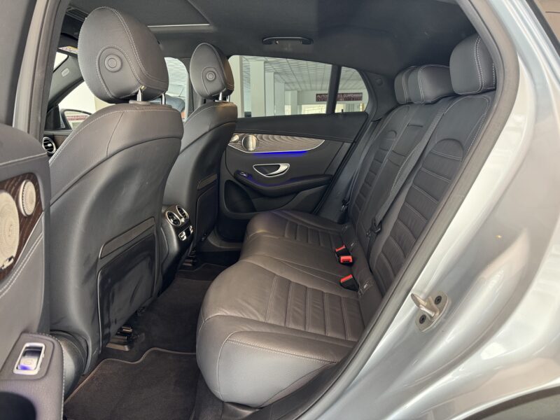 MERCEDES-BENZ GLC Coupe 300e 320cv Híbrido Enchufable 4 Matic 9G 5p
