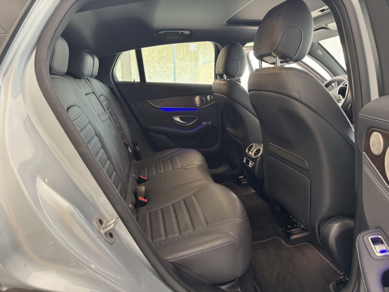 MERCEDES-BENZ GLC Coupe 300e 320cv Híbrido Enchufable 4 Matic 9G 5p