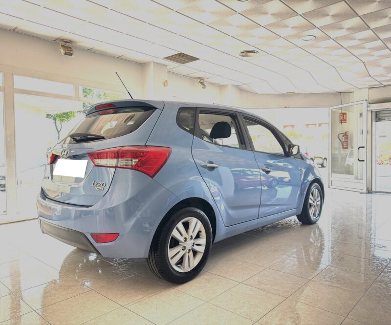 HYUNDAI ix20 1.6CRDI GLS 115cv 5p