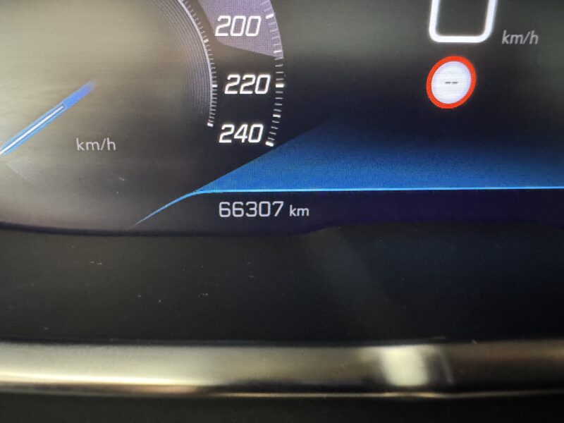 PEUGEOT 3008 1.5HDI 130cv Active Pack 5p