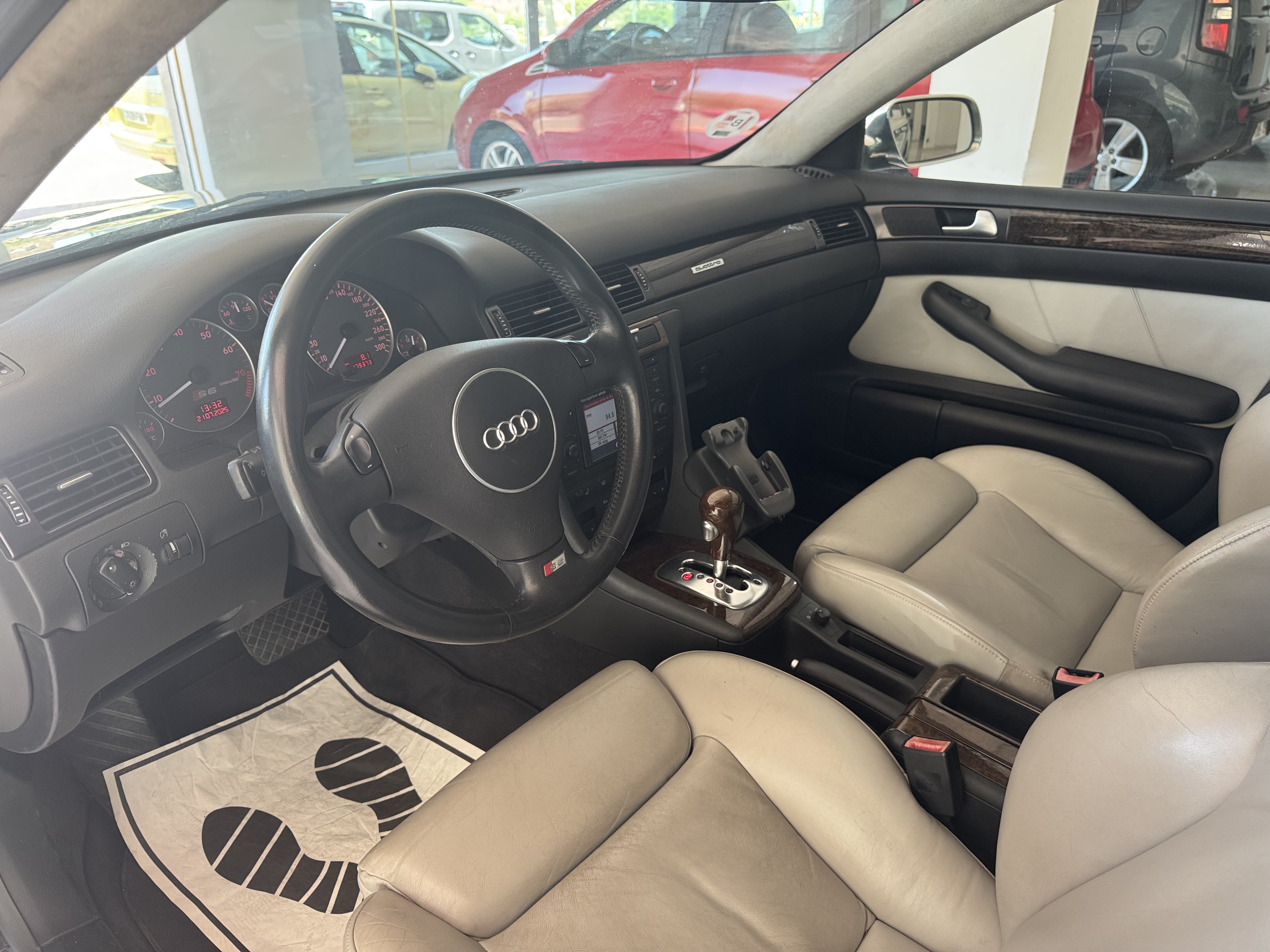 AUDI S6 4.2V8 320cv Quattro Tiptronic 4p