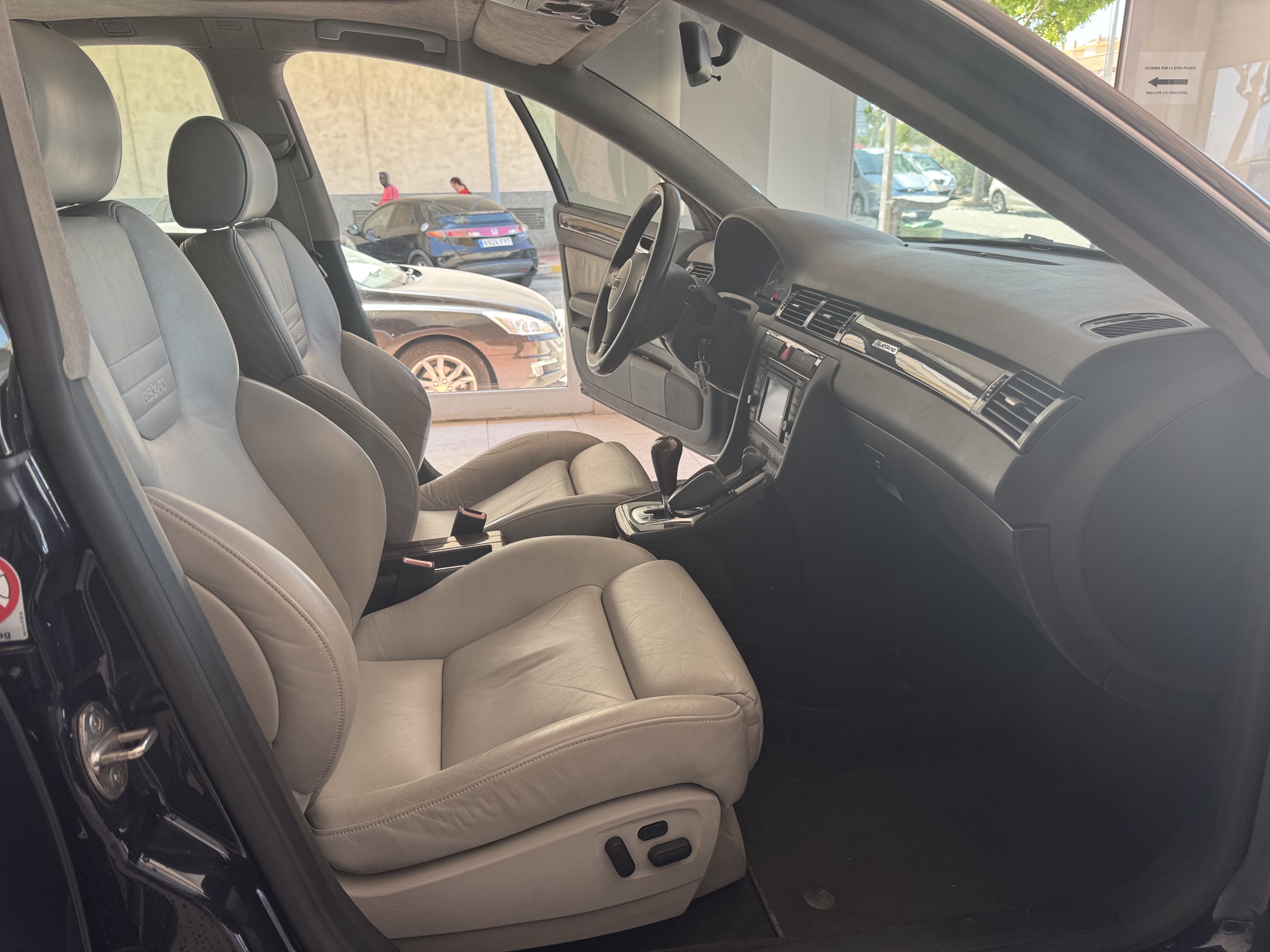 AUDI S6 4.2V8 320cv Quattro Tiptronic 4p