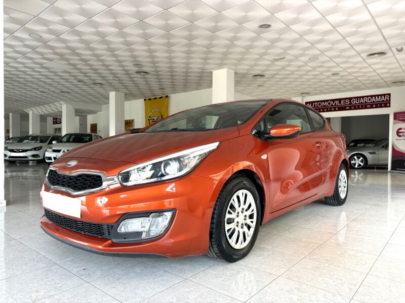 KIA ProCeed 1.4CVVT 100cv 3p Concept