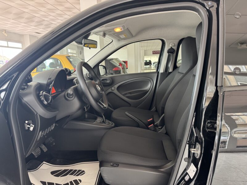 SMART FORFOUR EQ 60KW/ 82CV AUTOMATICO 5P