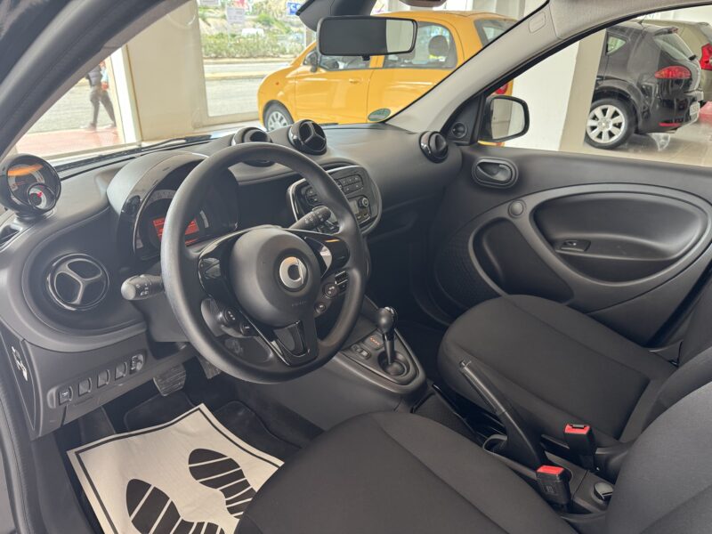 SMART FORFOUR EQ 60KW/ 82CV AUTOMATICO 5P