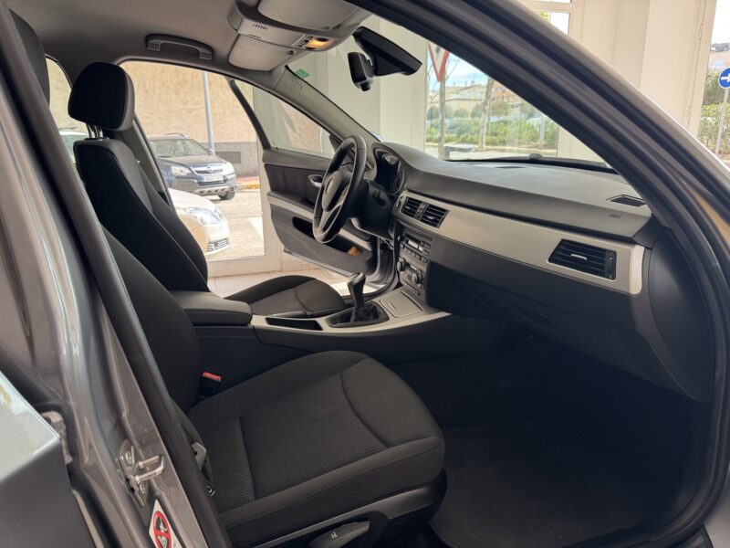 BMW Serie 3 320d 177cv 4p