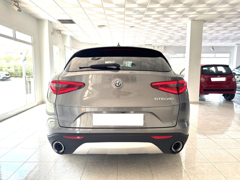 ALFA ROMEO Stelvio 2.2D 190cv 5p RWD Executive Auto.