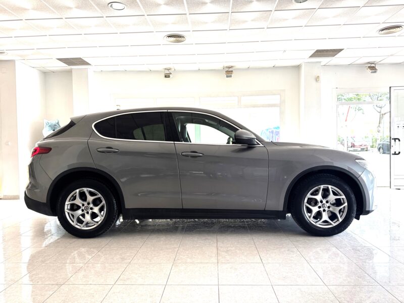 ALFA ROMEO Stelvio 2.2D 190cv 5p RWD Executive Auto.