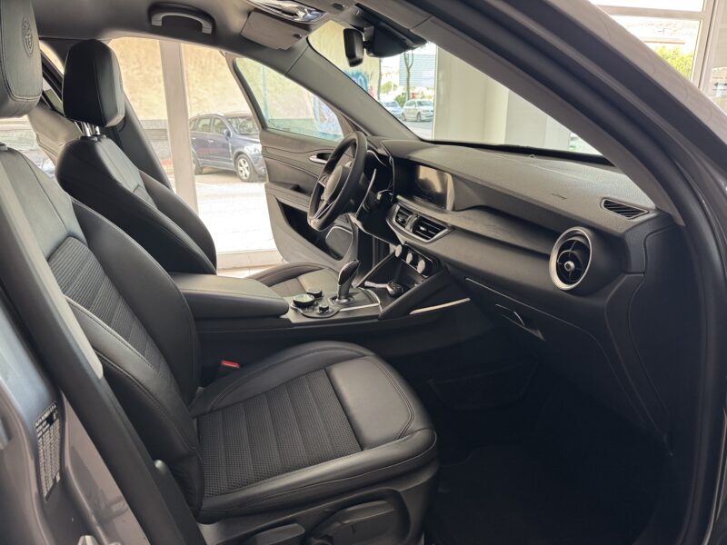ALFA ROMEO Stelvio 2.2D 190cv 5p RWD Executive Auto.