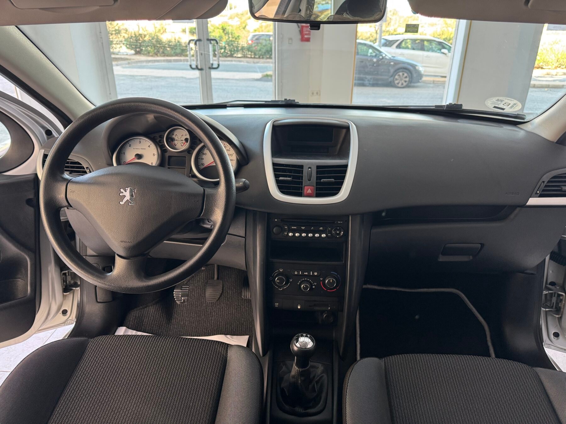 PEUGEOT 207 1.4HDI 70cv 5p