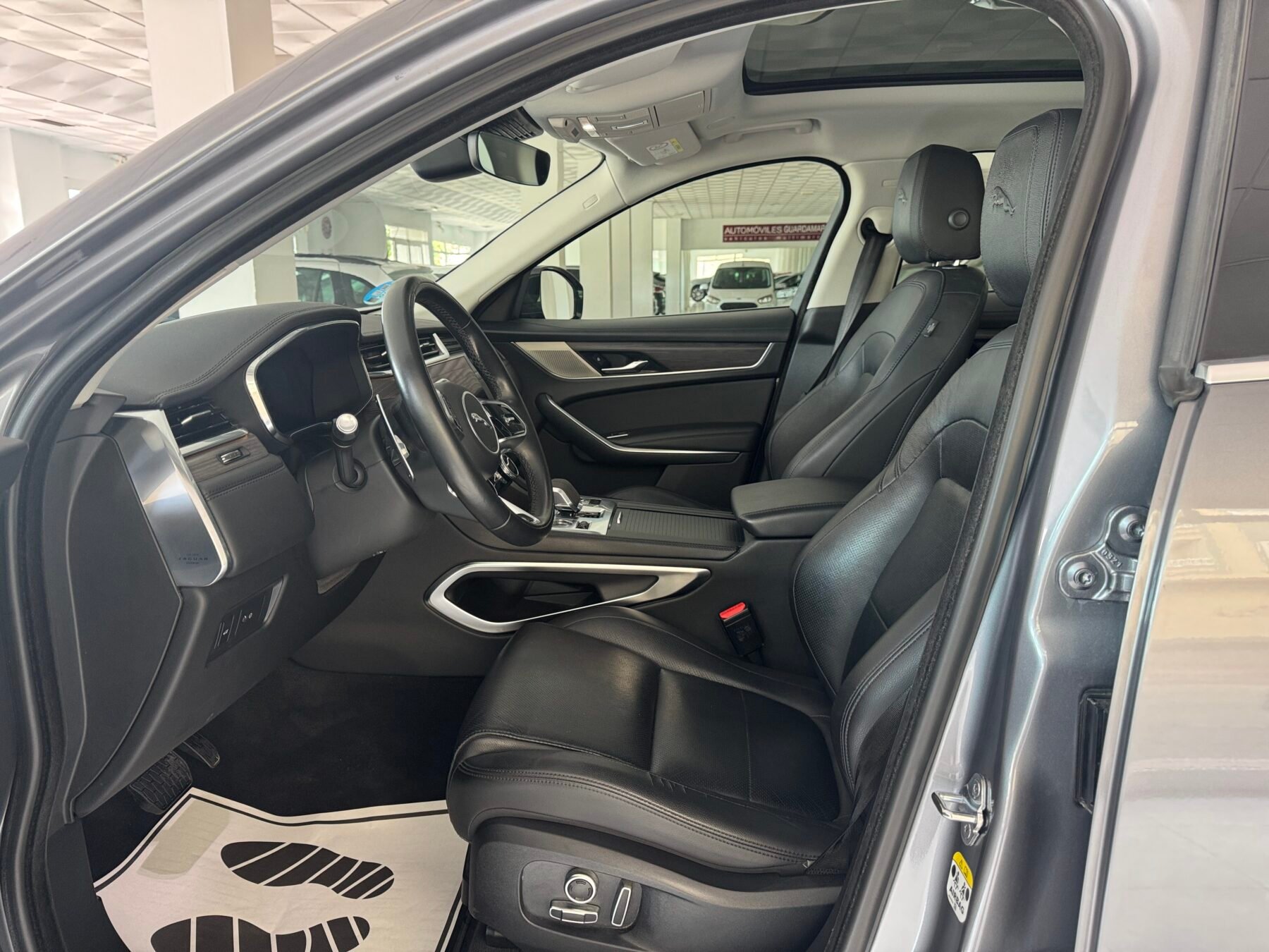 JAGUAR F Pace 2.0D I4 204PS AWD Auto MHEV Standard S 5p