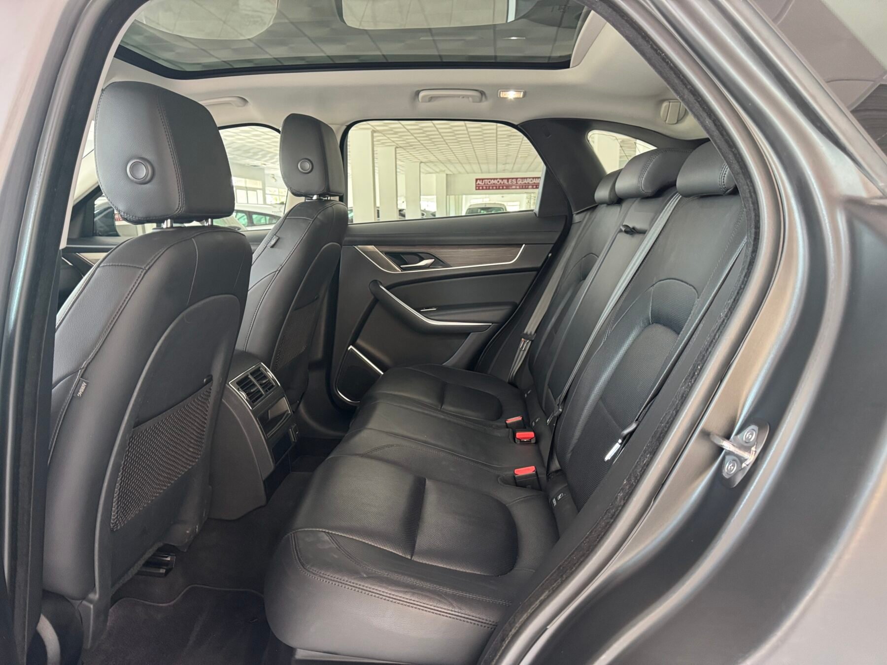 JAGUAR F Pace 2.0D I4 204PS AWD Auto MHEV Standard S 5p