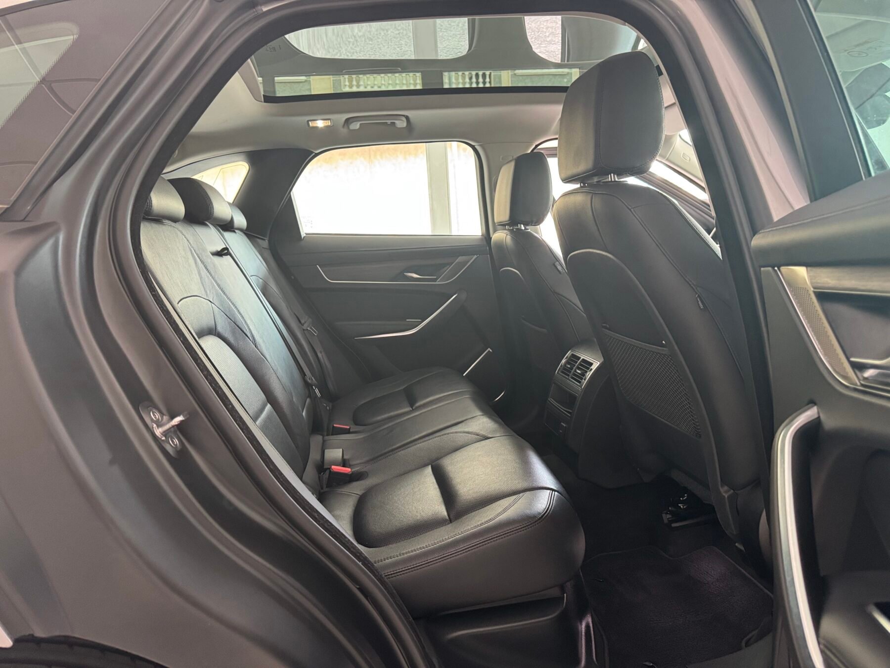 JAGUAR F Pace 2.0D I4 204PS AWD Auto MHEV Standard S 5p