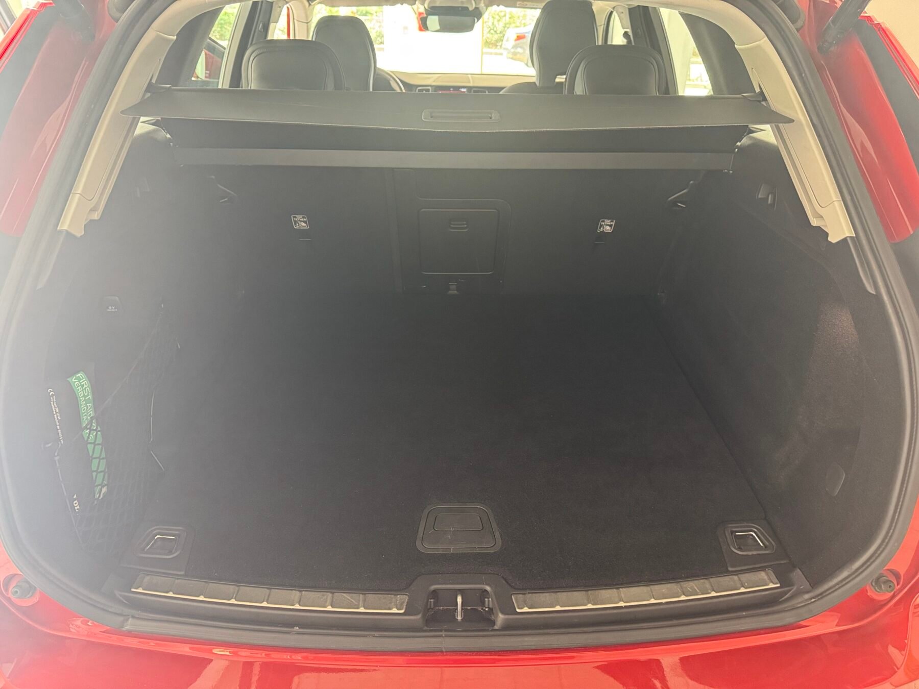 VOLVO XC60  2.0D B4 197cv Momentum Pro Automático 5p