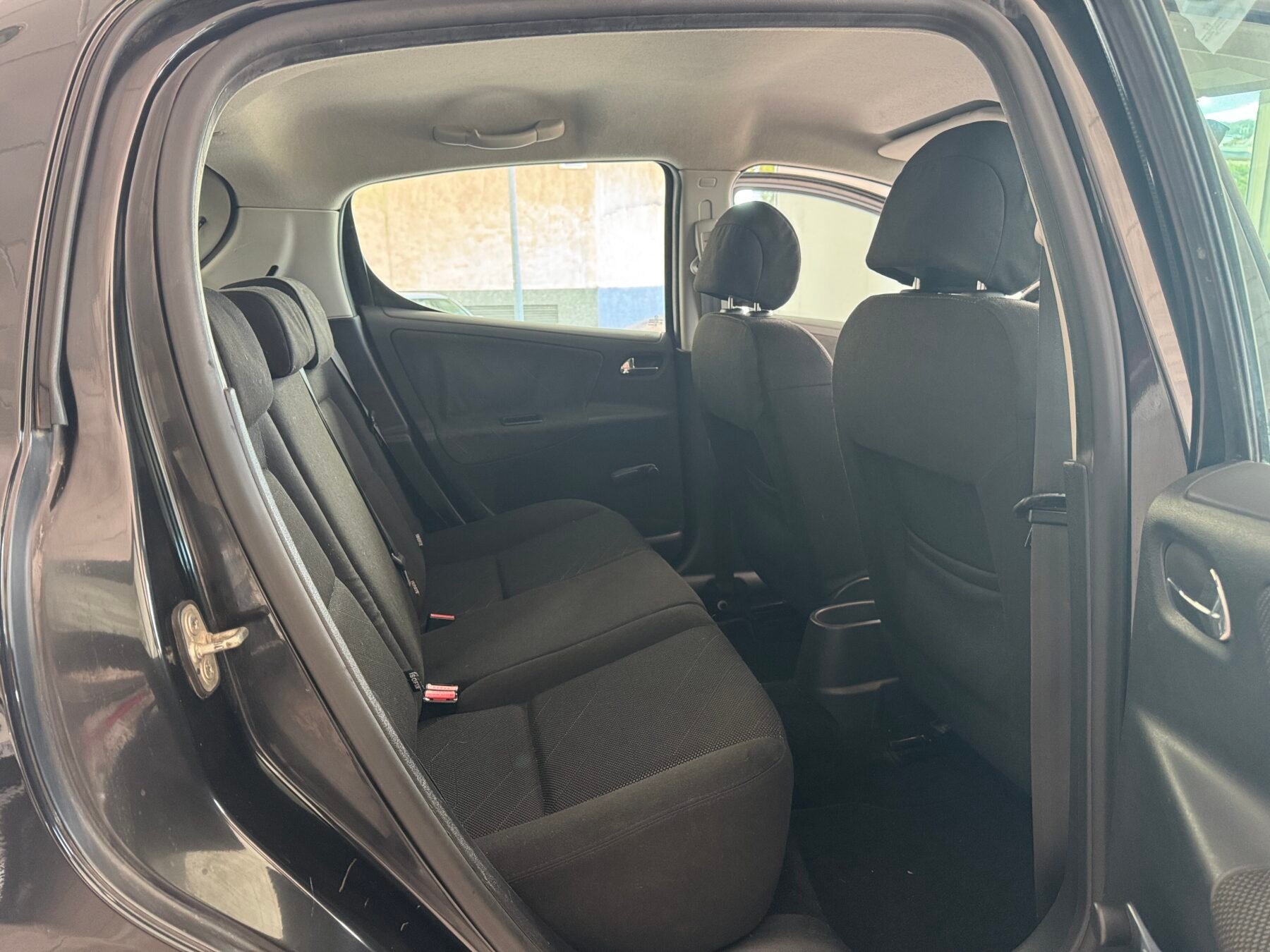 PEUGEOT 207 1.6HDI 90cv 5p