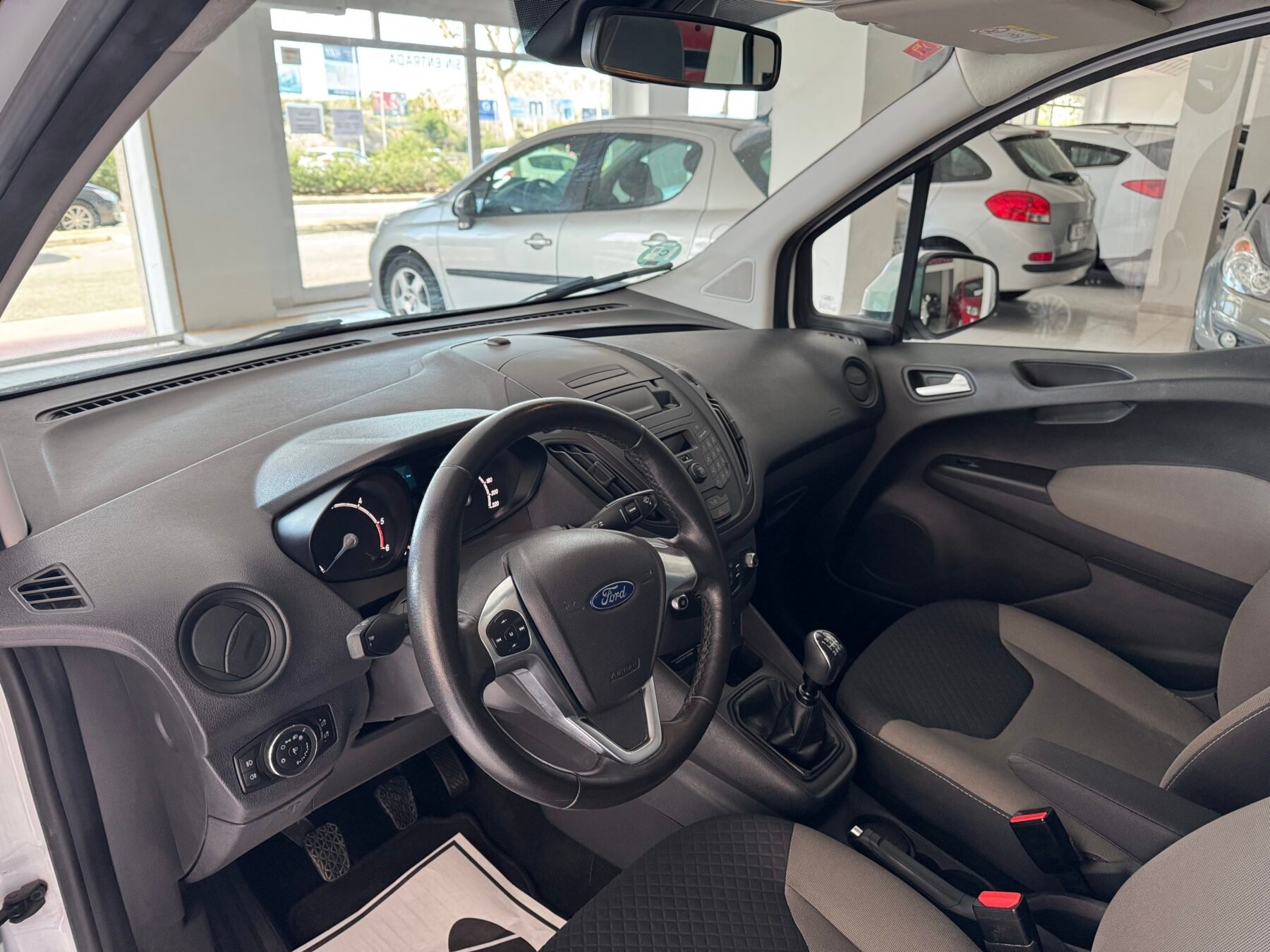 FORD Transit Courier Kombi 1.5TDCI 75cv 5p