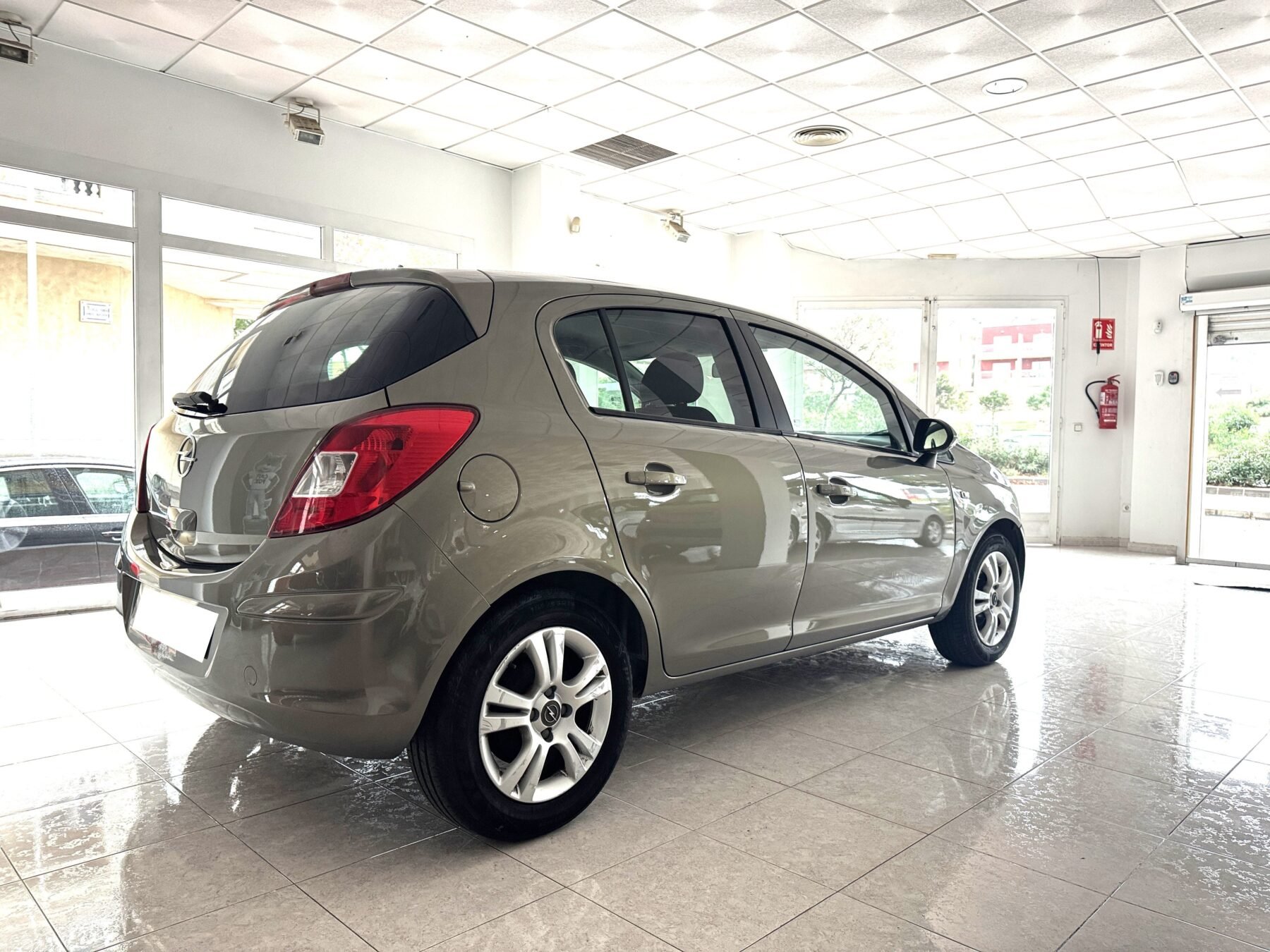 OPEL corsa 1.2i 111 Years 85cv 5p