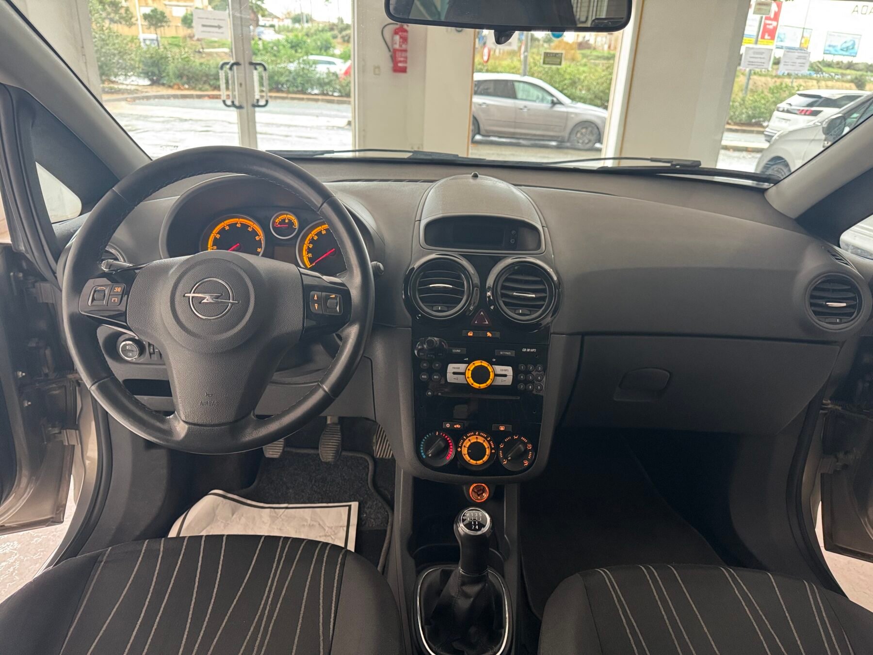 OPEL corsa 1.2i 111 Years 85cv 5p