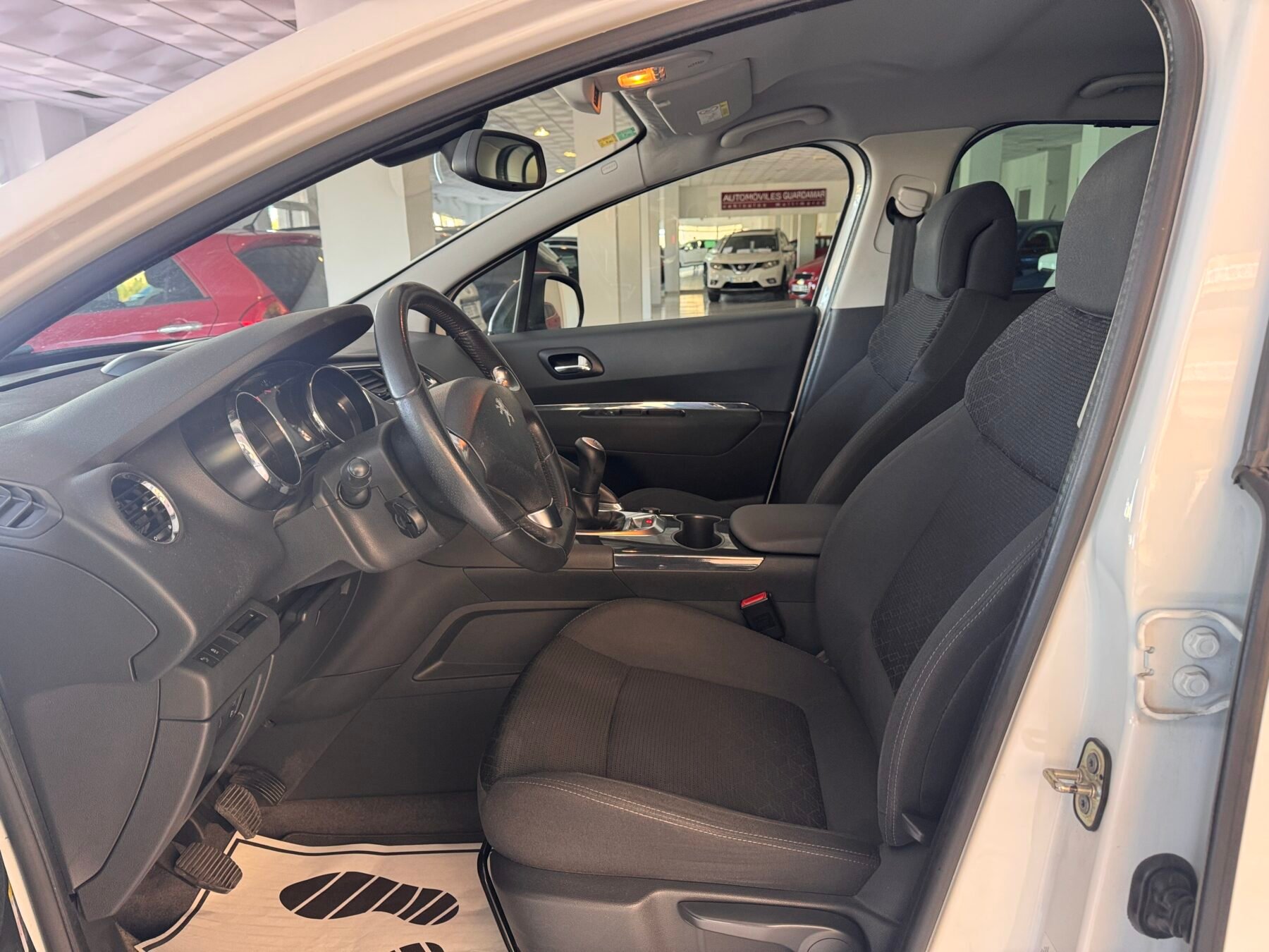 PEUGEOT 3008 1.6VTI 120cv 5p Style