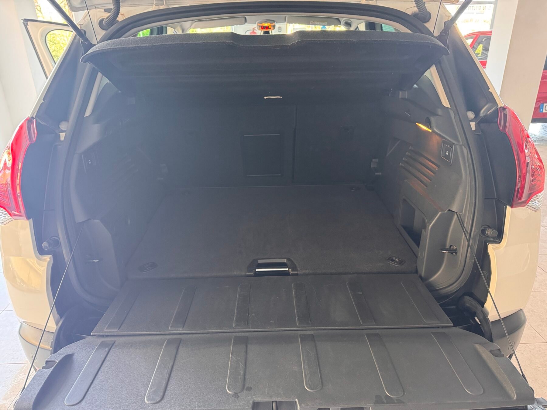 PEUGEOT 3008 1.6VTI 120cv 5p Style