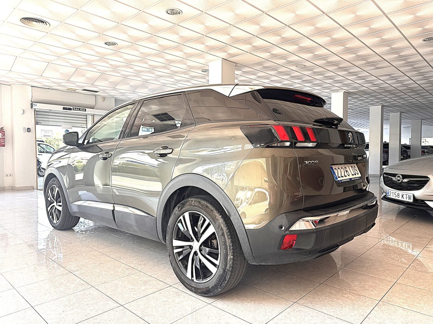 PEUGEOT 3008 1.5 BlueHDI 131cv Autom. Allure 5p