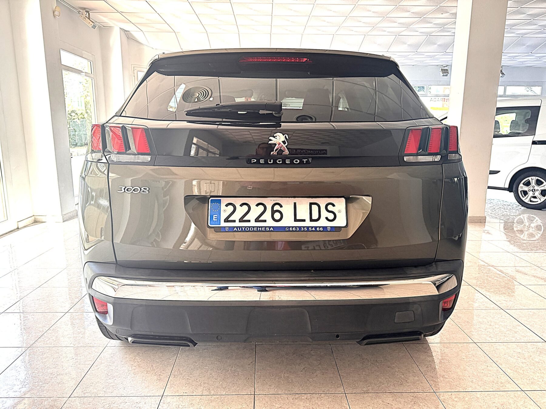 PEUGEOT 3008 1.5 BlueHDI 131cv Autom. Allure 5p