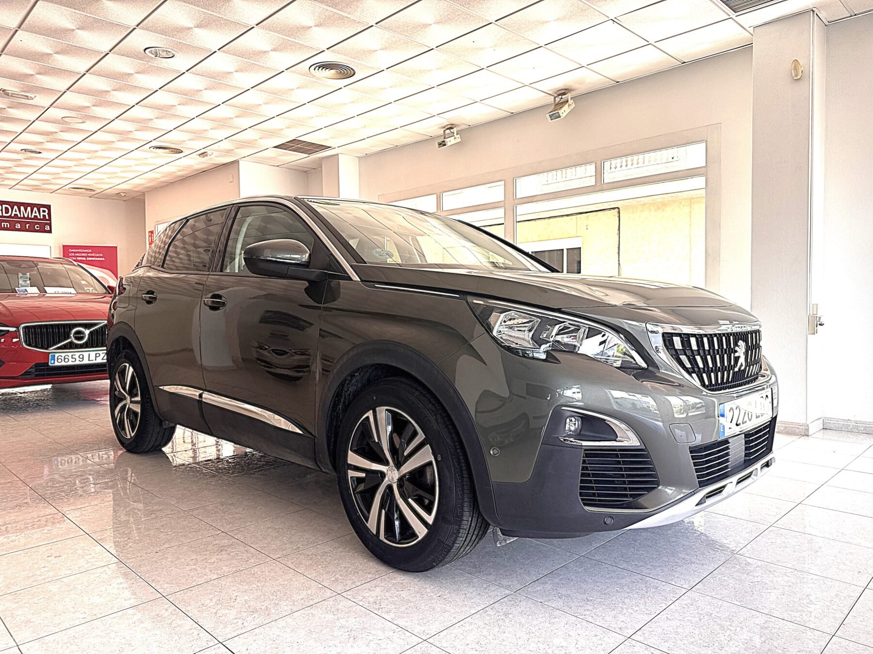 PEUGEOT 3008 1.5 BlueHDI 131cv Autom. Allure 5p