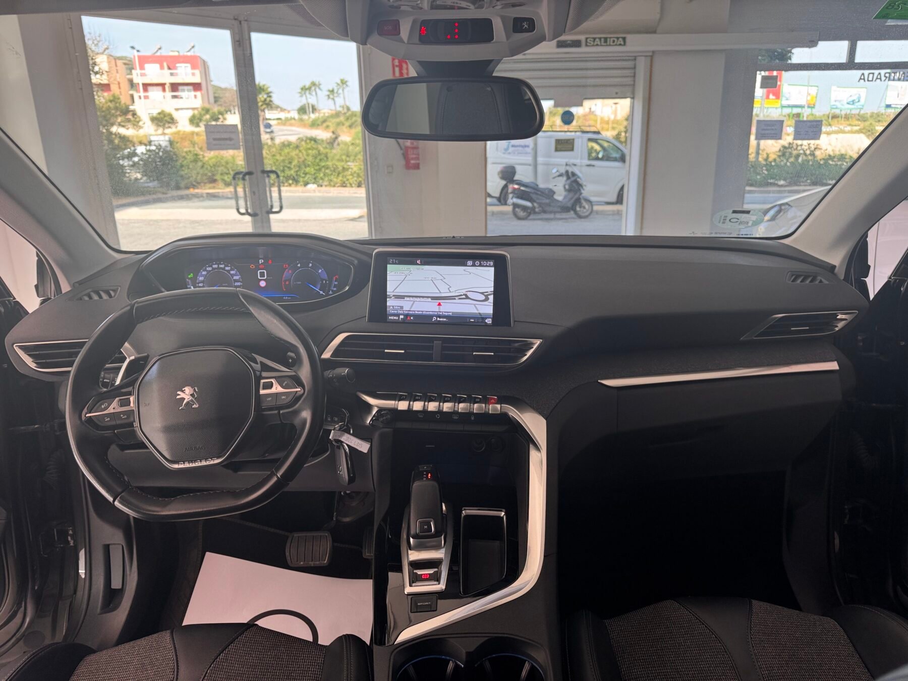 PEUGEOT 3008 1.5 BlueHDI 131cv Autom. Allure 5p