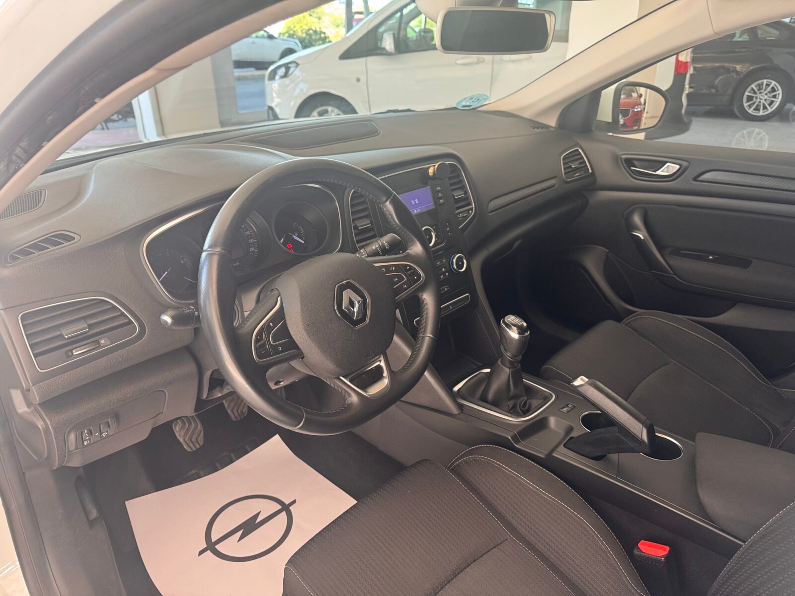 RENAULT Megane Blue Business 1.5DCI 115cv 5p