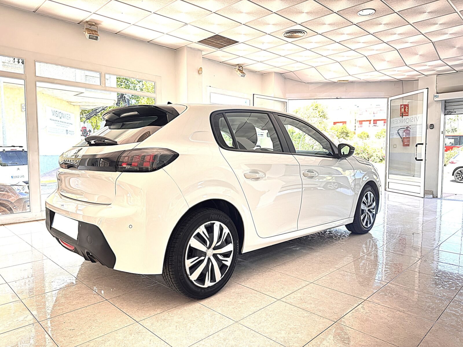 PEUGEOT 208 100cv 5p Active Pack