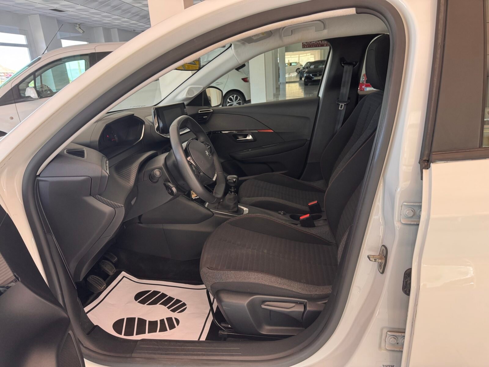 PEUGEOT 208 100cv 5p Active Pack
