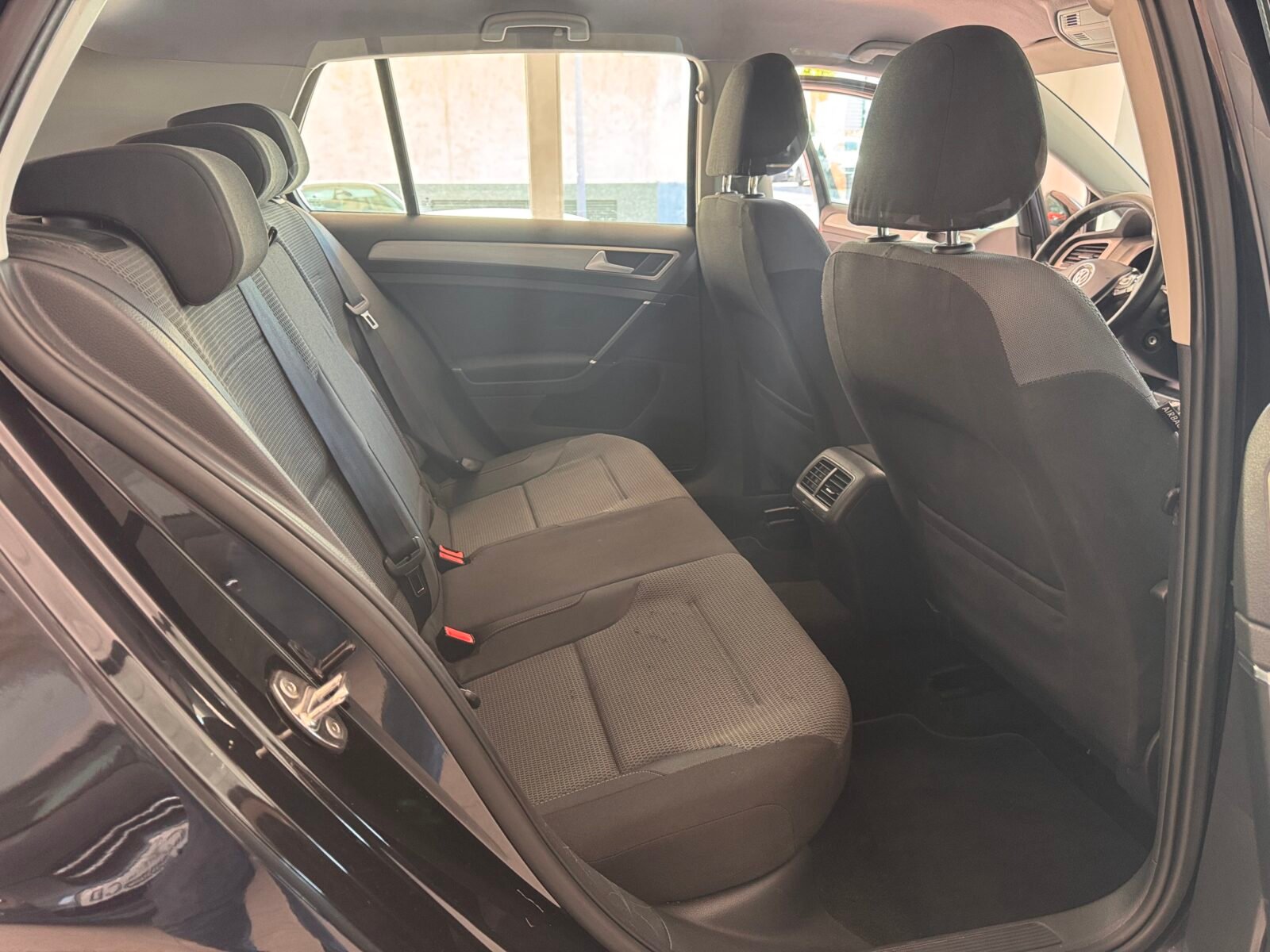 VOLKSWAGEN Golf 1.6TDI 105cv Bluemotion 5p