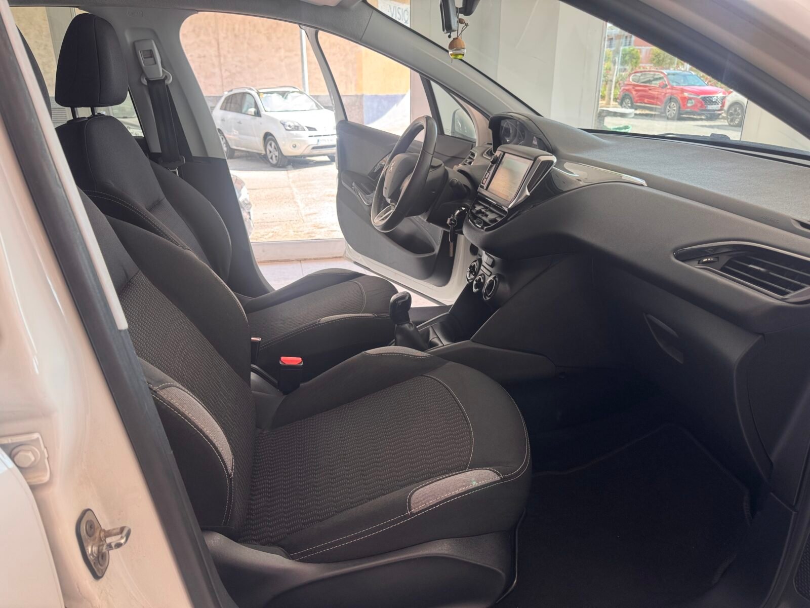 PEUGEOT 208 1.6HDI 75cv Active 5p