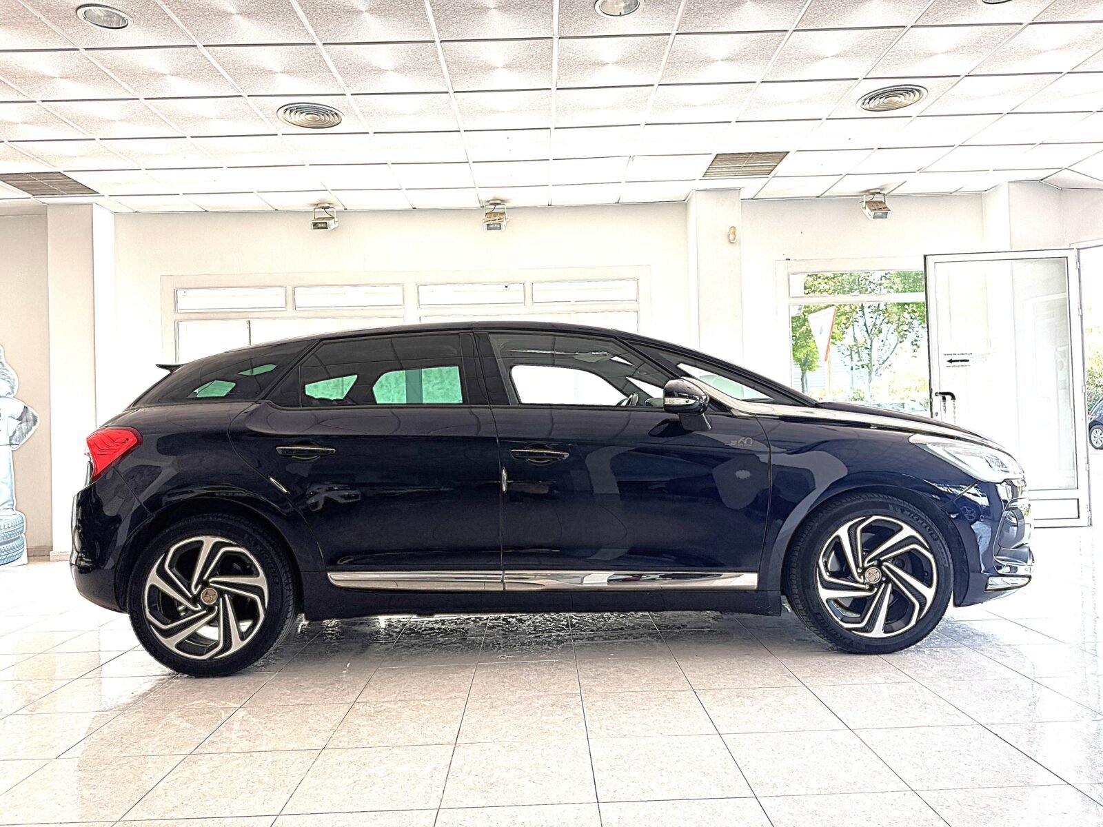 DS DS5 2.0HDI 180cv 5p EAT6 Sport