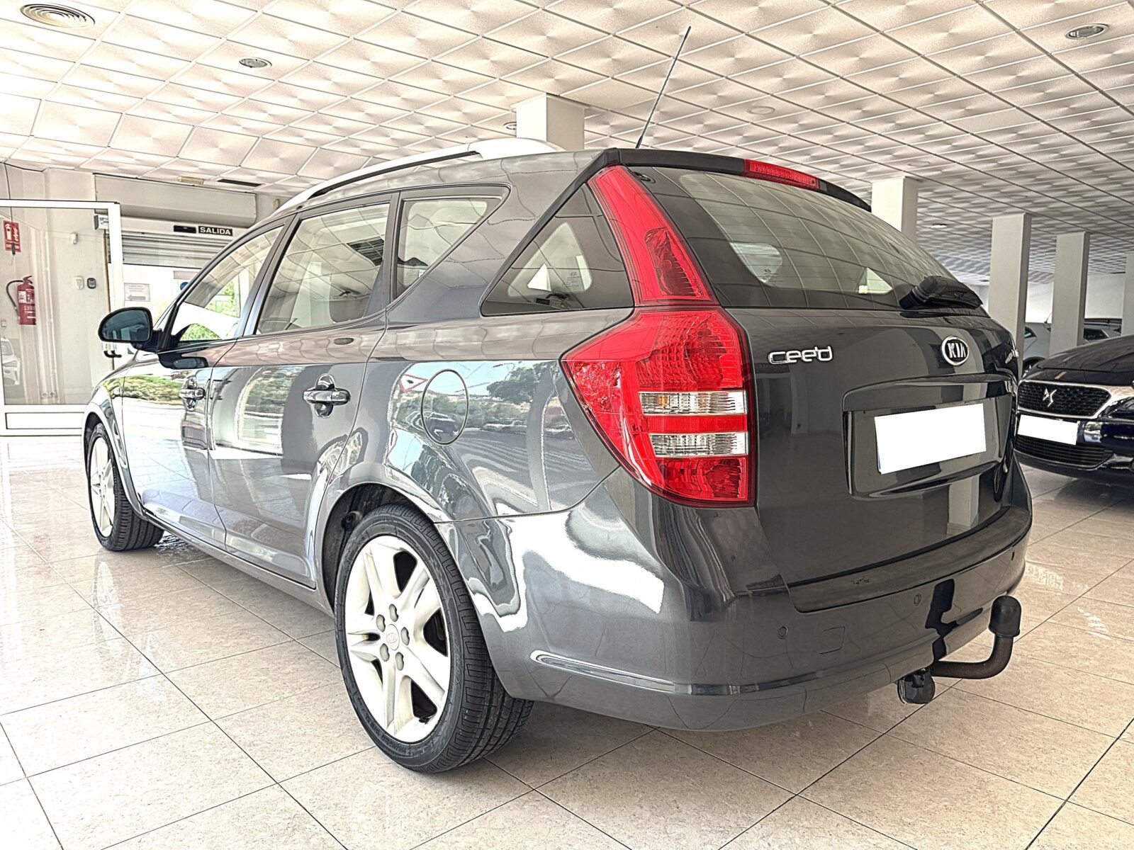 KIA Ceed SW 2.0CRDI 140cv 5p Emotion